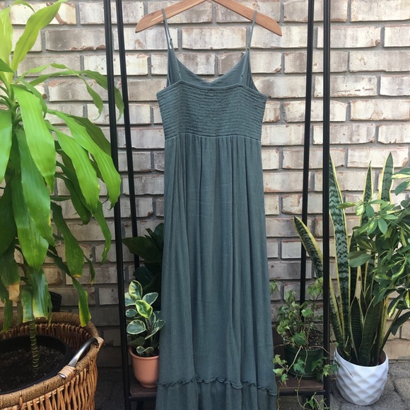 Boho Maxi with Cut Out - Picture 4 of 5